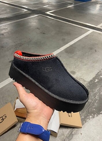 36-40 Arası Tam Kalıp Kutulu etiketli Ugg tazz taba