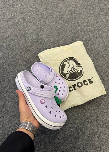 39 Beden Crocs terlik Orjinal bez torbalı 36 40 arası numaralari mevcut