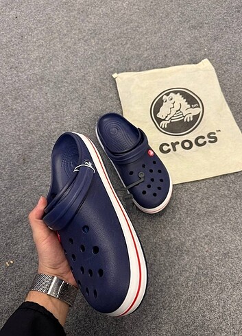 Crocs terlik Orjinal bez torbalı 36 45 arası numaralari mevcut