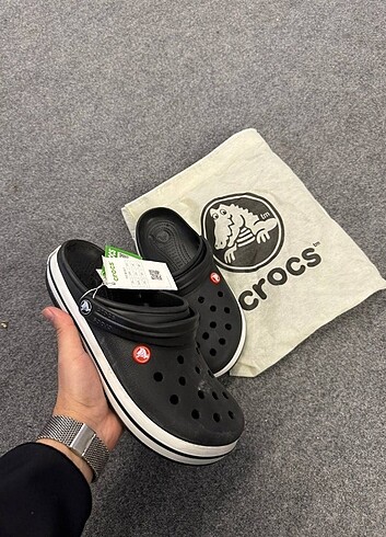44 Beden Crocs terlik Orjinal bez torbalı 36 45 arası numaralari mevcut