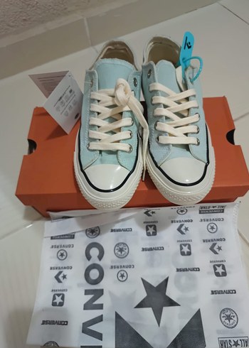 Converse 37