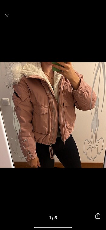 Bershka Mont