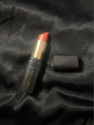 Max Factor Ruj dudak