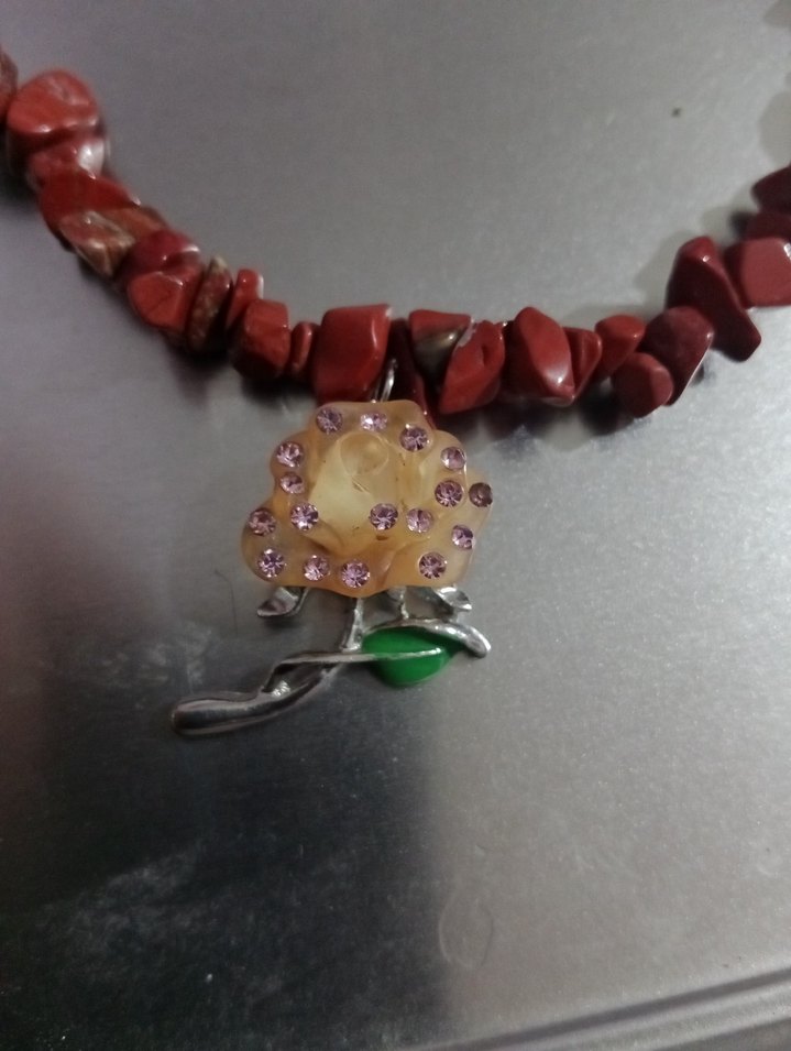 Kırmızı Boncuklu Mini Kolye - Görsel 2