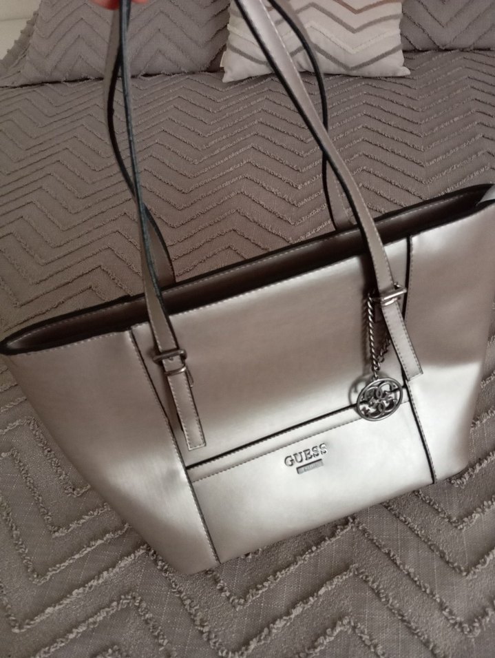 Guess Gri Deri Kadın Çanta - Görsel 2