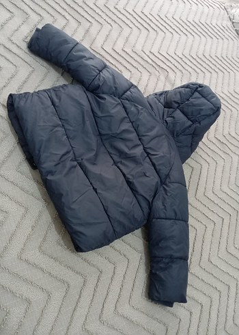 Erkek Çocuk koyu lacivert kapüşonlu içi polar şişme mont - Görsel 6