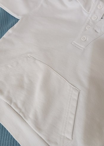 Düğmeli Kapüşonlu Erkek Çocuk Beyaz Sweatshirt - Görsel 3