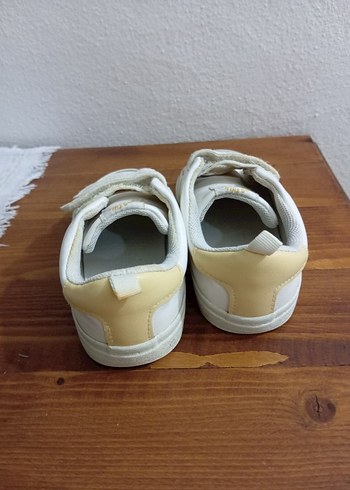 24 Beden beyaz Renk Beyaz Erkek Çocuk Spor Ayakkabı Velcro