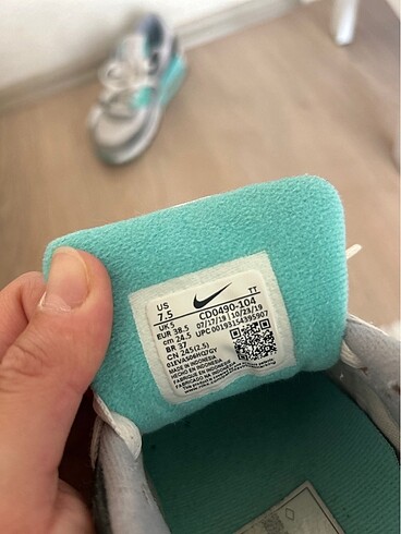 38,5 Beden çeşitli Renk Nike ayakkabı