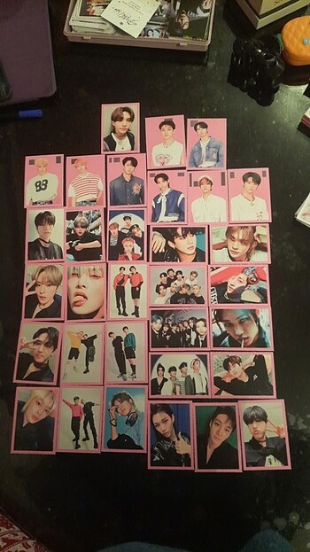  Beden 32 stray kids fotokartı .