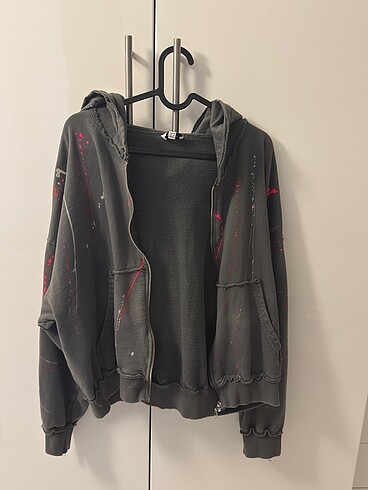 Twist Sweatshirt