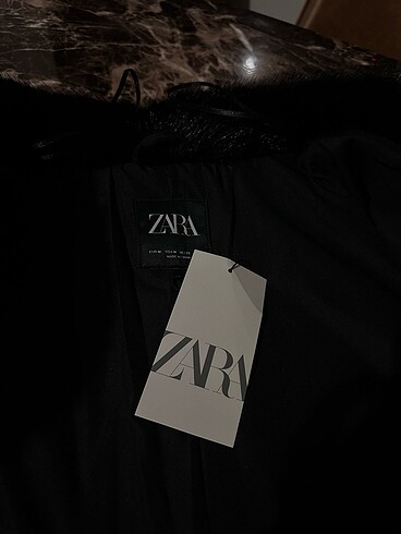 Zara Zara kürk