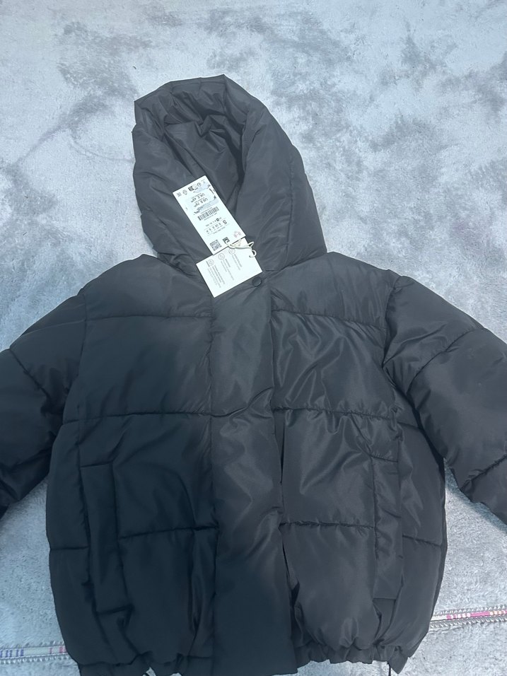 Zara siyah Kapüşonlu Kadın Kışlık Mont - Görsel 2