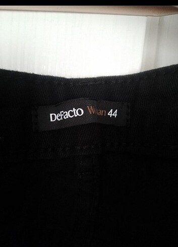 Defacto Siyah pantolon 