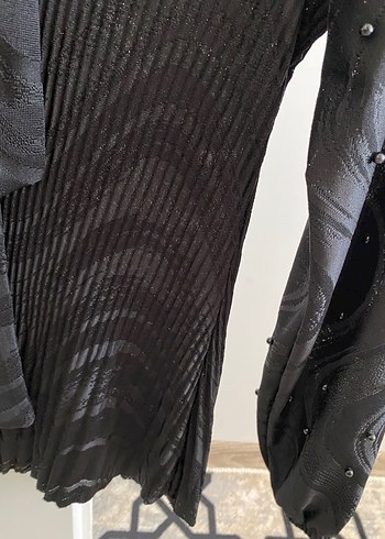 Piliseli Siyah Kadın Bluz - Görsel 3