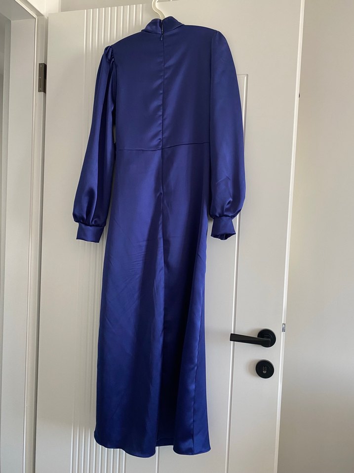 Lacivert Saten Elbise Tesettür - Görsel 3