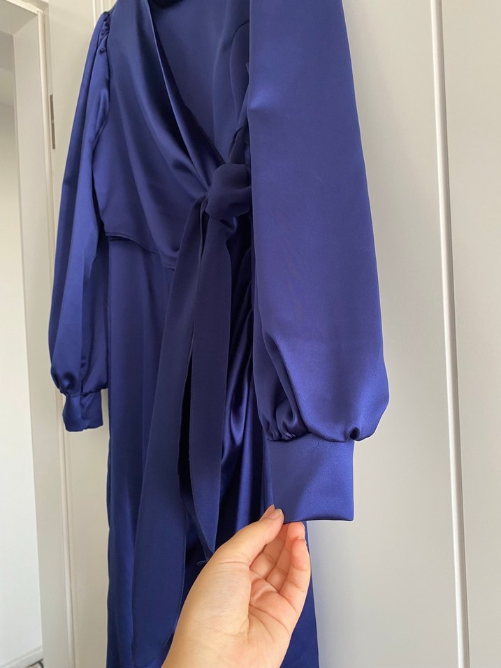 Lacivert Saten Elbise Tesettür - Görsel 2