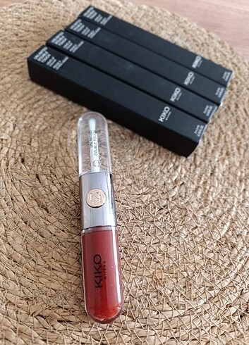 Kiko çift taraflı ruj parlatıcı 