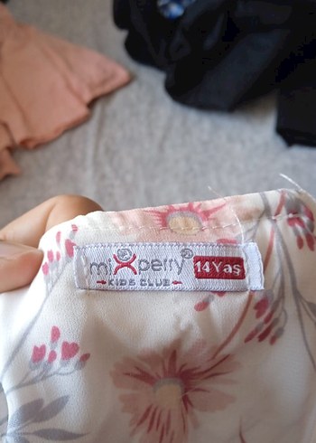 13-14 Yaş Beden Beyaz Pembe Çiçekli Bohem Uzun Elbise, Fırfırlı