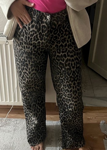 38 Beden kahverengi Renk Leopar Desenli Kadın Geniş Kesim Kot Pantolon