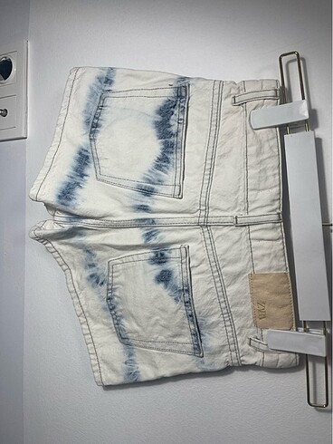 10 Yaş Beden çeşitli Renk Zara batik desenli kot şort