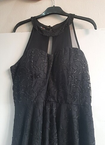 xl Beden siyah Renk 1 kere tek giyildi L bedene de oluyor