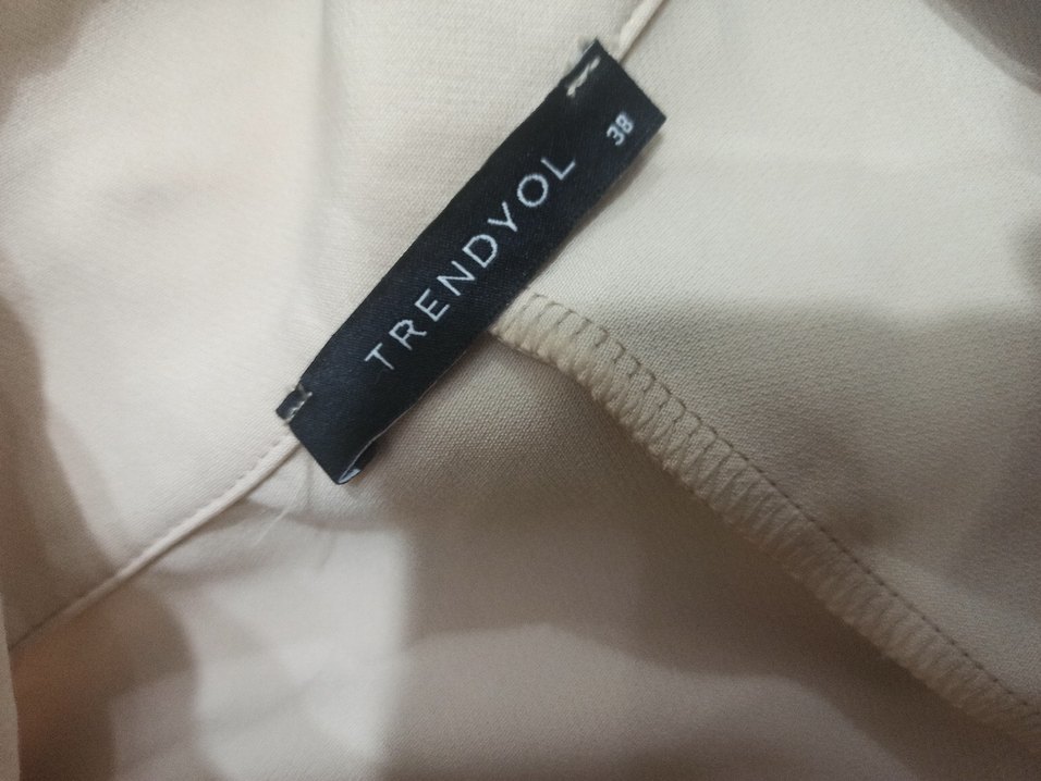 Bej Düğmeli Midi Kadın Yelek - Görsel 2