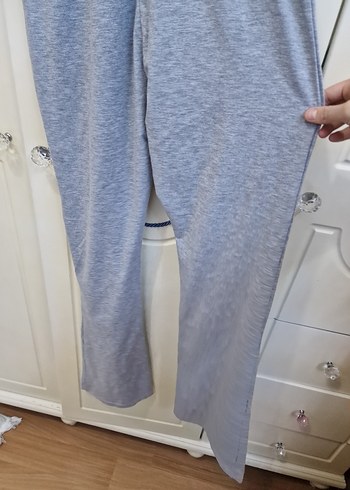 Gri Pamuklu Askılı Hamile Tulum - Görsel 4