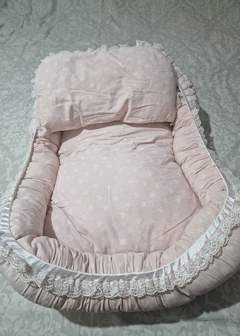 Pembe Bebek Uyku Minderi Dantel Detaylı - Görsel 3