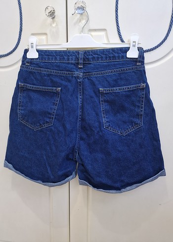 Kadın Mavi Kemerli Mini Denim Şort - Görsel 4