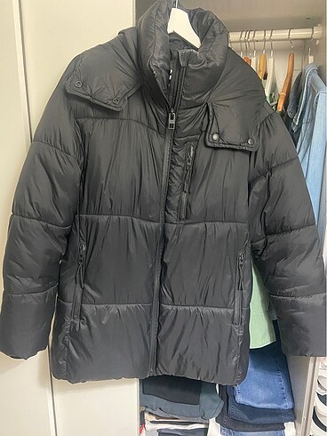 m Beden siyah Renk Zara Puffer Coat