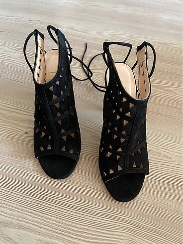 İnci Süet Kadın Ayakkabısı - Görsel 3