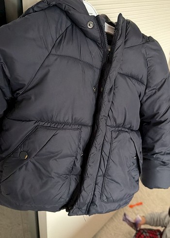 Düğmeli Koyu Gri Erkek Çocuk Mont - Görsel 4