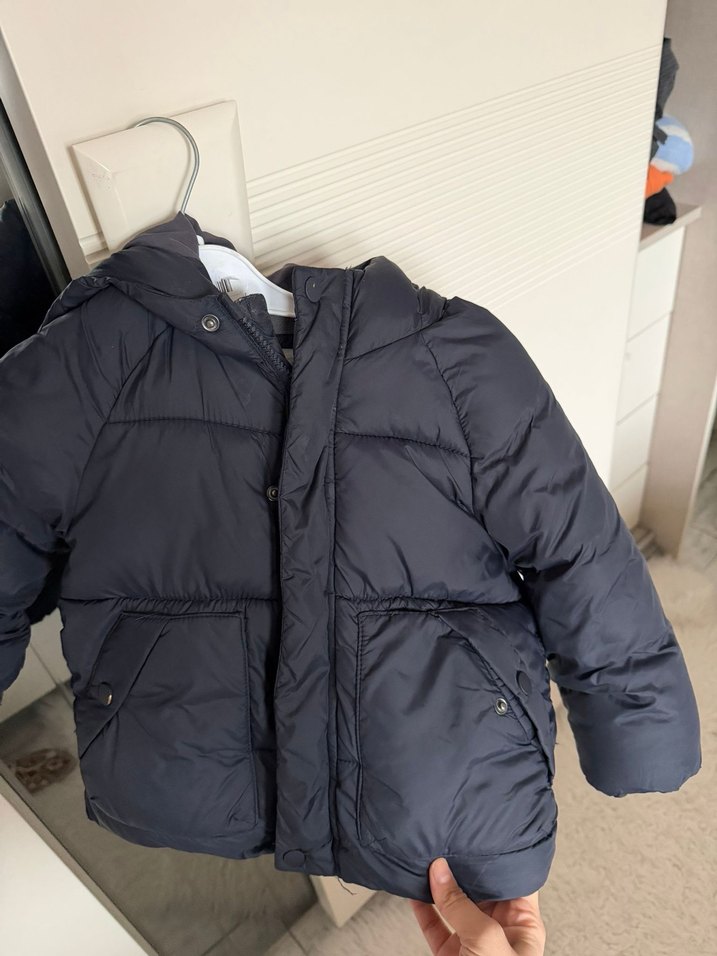 Düğmeli Koyu Gri Erkek Çocuk Mont - Görsel 3