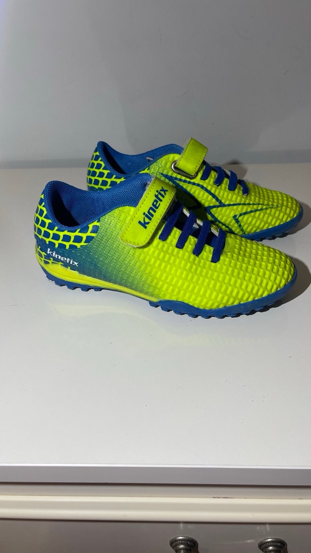 Spor Futbol  Ayakkabı
Yeni gibi. 
Maximum 3-4 kez giyildi. - Görsel 3