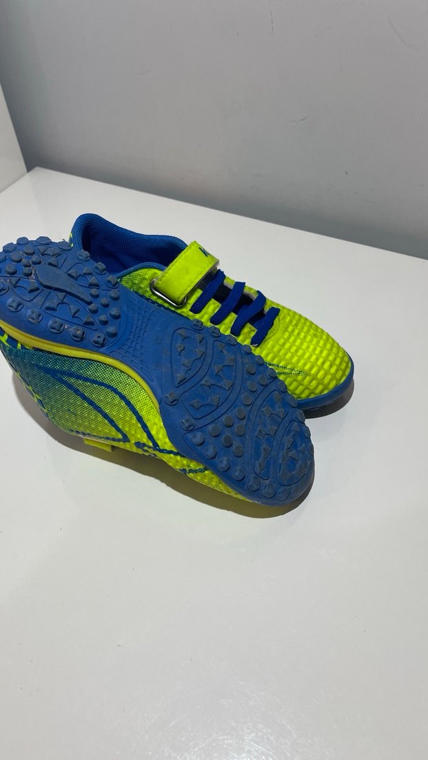 Spor Futbol  Ayakkabı
Yeni gibi. 
Maximum 3-4 kez giyildi. - Görsel 5