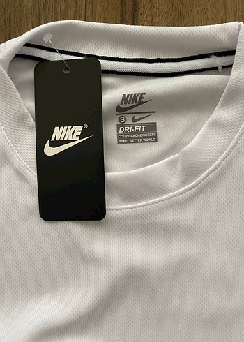 m Beden Beyaz Unisex Kısa Kollu Tişört
