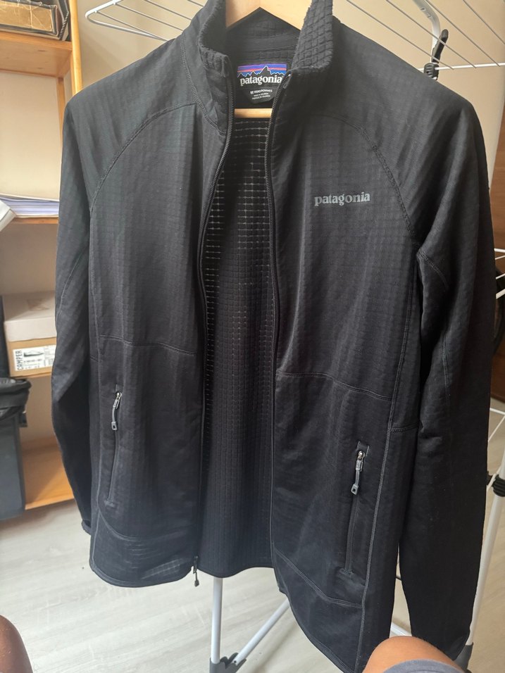 Patagonia Siyah Fermuarlı Ceket - Görsel 2