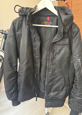 Alpha Industries Siyah Fermuarlı Erkek Mont - Görsel 2