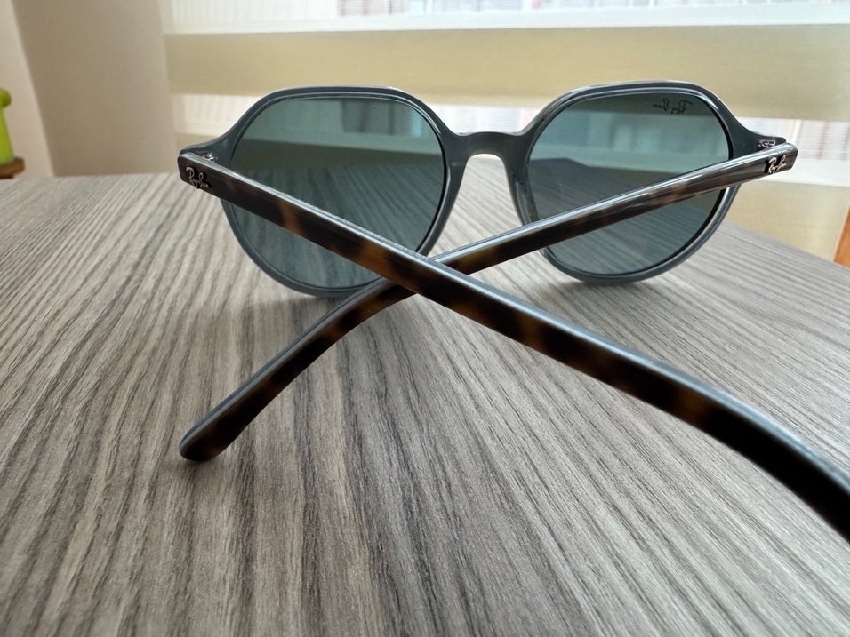 Ray Ban güneş gözlüğü vintage tasarım - Görsel 3