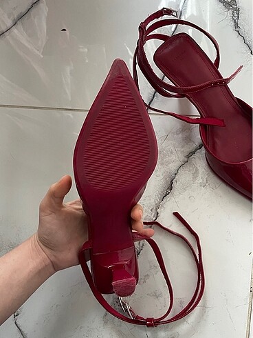 36 Beden Red cherry ince topuk ayakkabı