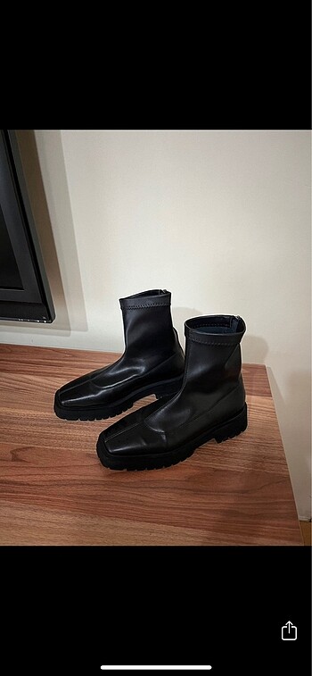 Zara BOT SİYAH