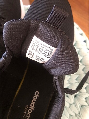 39,5 Beden siyah Renk Orjinal Adidas Comfort Spor Ayakkabı