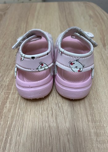 20 Beden pembe Renk Pembe Desenli Cırt Cırtlı Kız Çocuk Terliği