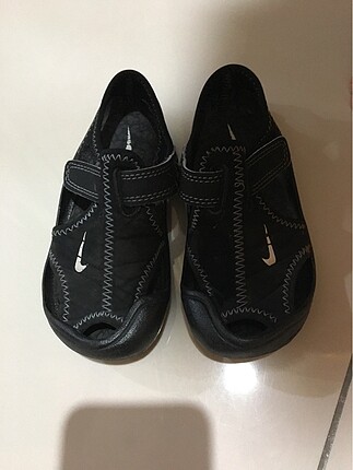Nike sandalet 23-24 numara