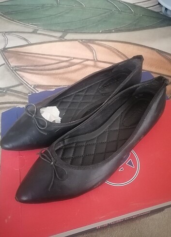 #lcw #koton#mango#berskha#flo#nıke 