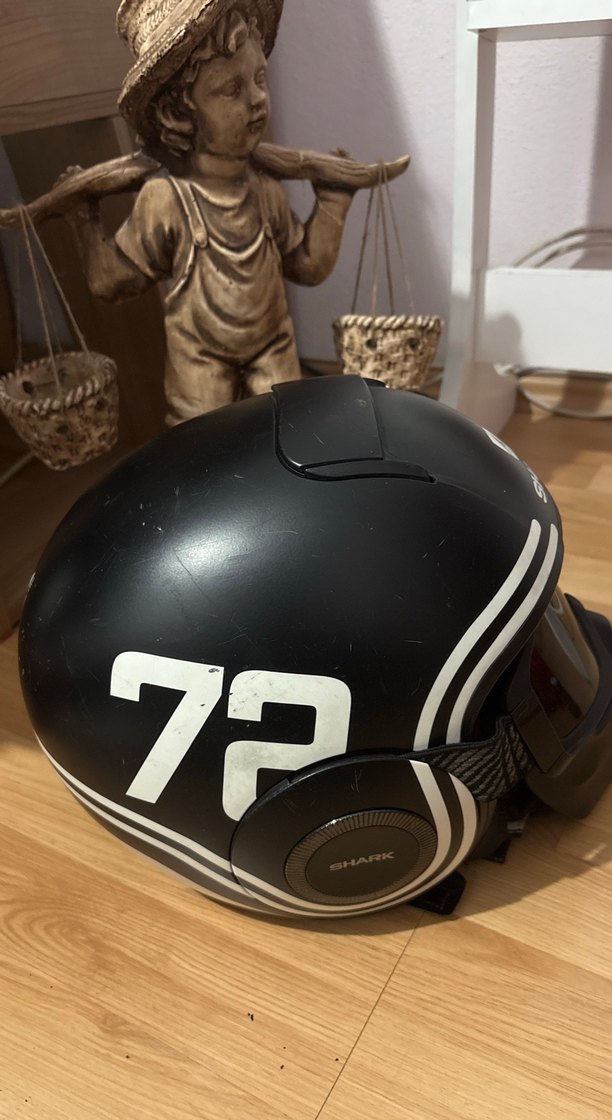 Kilitli Siyah SHARK Motosiklet Kaskı - Görsel 5