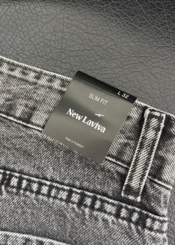 Gri Düğmeli Bol Kesim Kadın Jean - Görsel 4