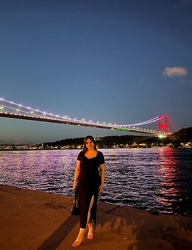 Yırtmaçlı etek