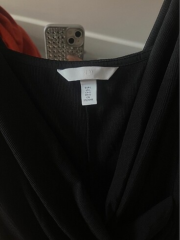 H&M Elbisee